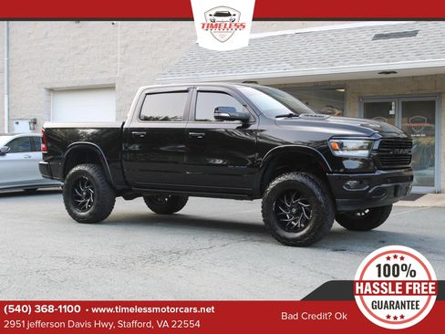 Used 2019 RAM 1500 Laramie AWD/4WD image 1