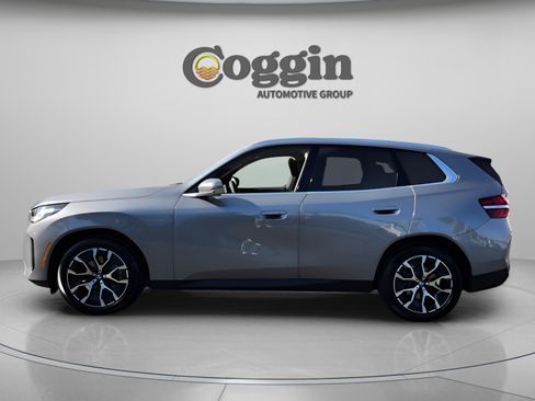 Certified 2025 BMW X3 xDrive30i w/ Premium Package image 1