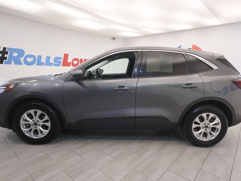 Used 2023 Ford Escape Active FWD image 2