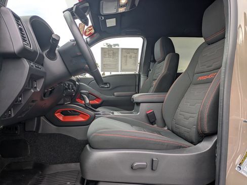 Used 2023 Nissan Frontier PRO-4X w/ Pro Convenience Package image 20