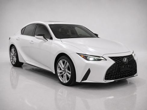 Used 2023 Lexus IS 300 AWD w/ Comfort Package image 3