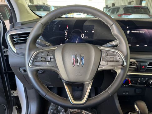 Used 2025 Buick Encore GX Preferred image 25