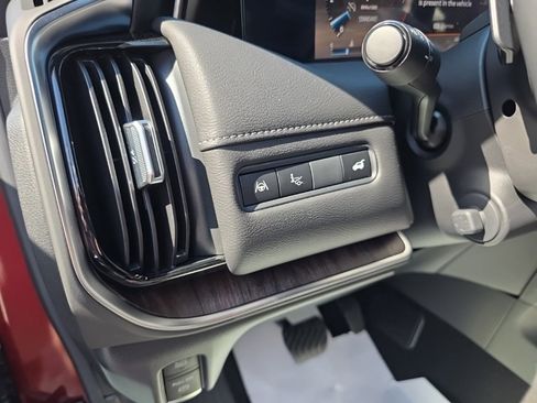 New 2026 Nissan Armada SL w/ Captain's Chari Seat Package image 20