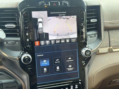 Used 2024 RAM 2500 Limited w/ Safety Group image 19