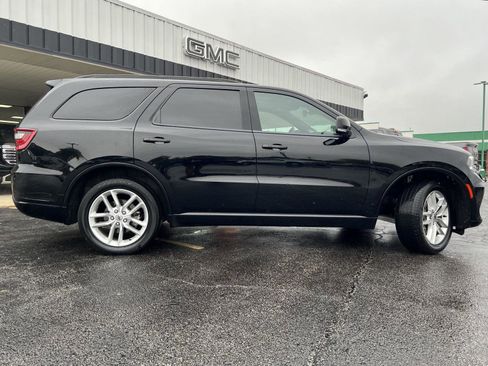 Used 2023 Dodge Durango GT image 3