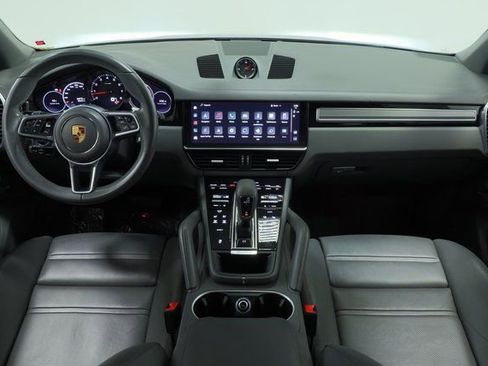 Used 2022 Porsche Cayenne Platinum Edition AWD/4WD image 11