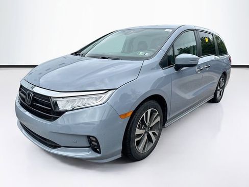 Used 2023 Honda Odyssey Touring image 3