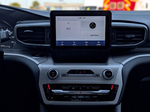 Used 2023 Ford Explorer XLT w/ Equipment Group 202A image 15