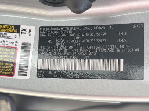 Used 2023 Toyota Highlander Limited FWD image 33