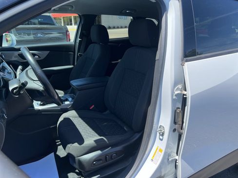 Used 2019 Chevrolet Blazer LT FWD image 20