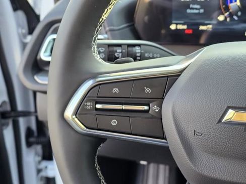 New 2026 Chevrolet Traverse LT w/ Sun and Wheel Package image 24