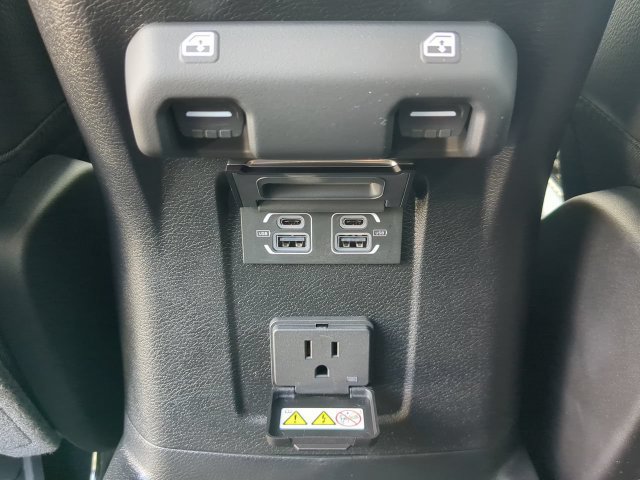 New 2026 Jeep Wrangler Unlimited Sahara AWD/4WD image 16