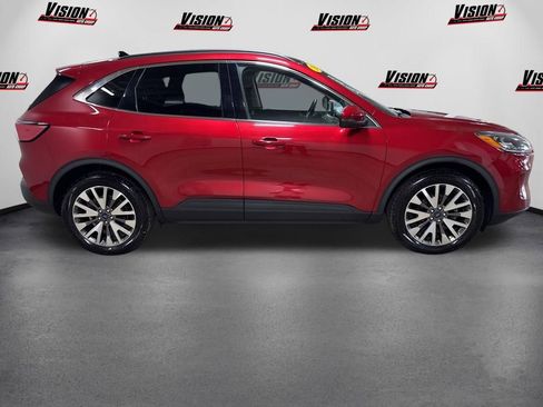 Used 2020 Ford Escape Titanium AWD/4WD image 4