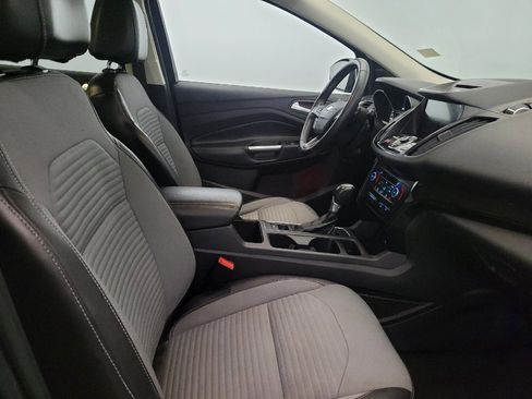 Used 2017 Ford Escape Titanium AWD/4WD image 21