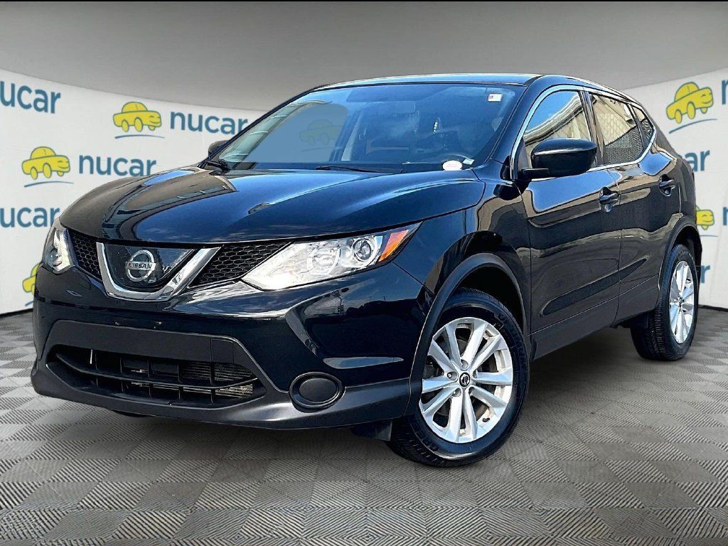 Used 2019 Nissan Rogue Sport S w/ Appearance Package AWD/4WD image 3