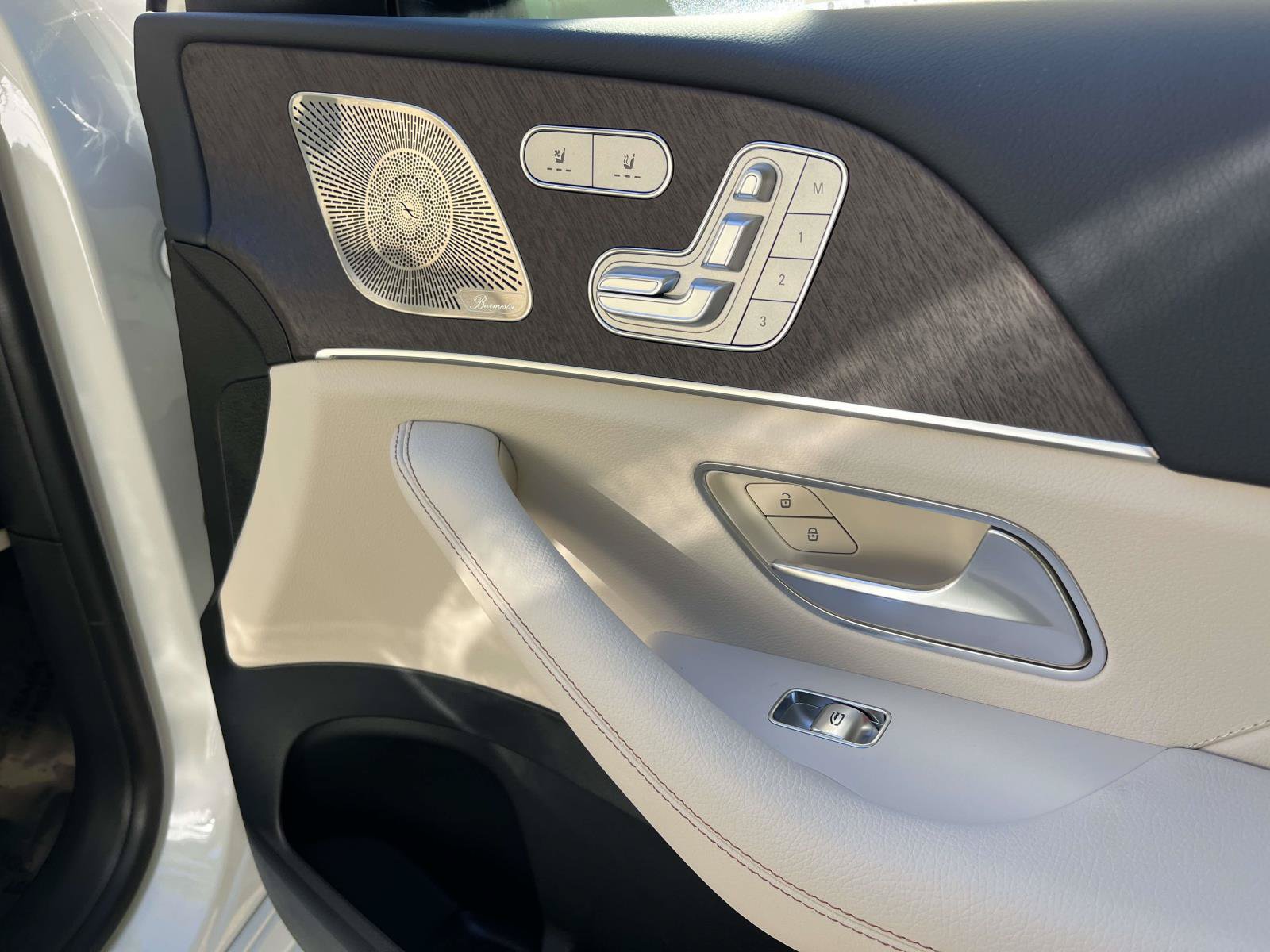 New 2027 Mercedes-Benz GLS 450 4MATIC image 51