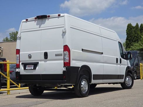 Used 2023 RAM ProMaster 2500 FWD image 14