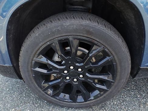 Used 2024 GMC Acadia Denali w/ Super Cruise Package AWD/4WD image 2