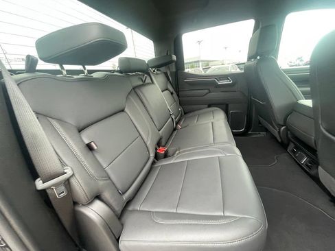 Used 2026 GMC Sierra 1500 SLT AWD/4WD image 27