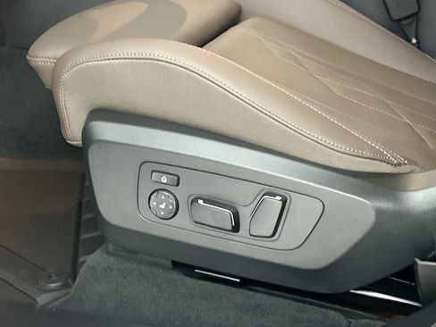 New 2026 BMW X3 xDrive30 w/ Premium Package image 14