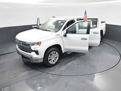 Used 2023 Chevrolet Silverado 1500 LTZ w/ LTZ Convenience Package II AWD/4WD image 42
