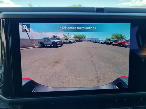 New 2025 Jeep Gladiator Rubicon w/ Convenience Group image 27