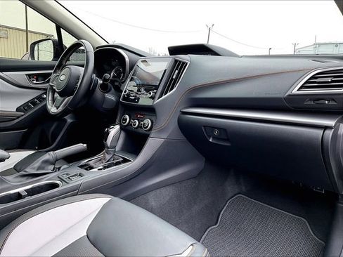 Used 2023 Subaru Crosstrek 2.5i Limited w/ Moonroof Package image 14