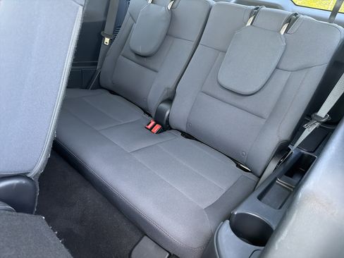 Used 2025 Ford Explorer Active RWD image 30