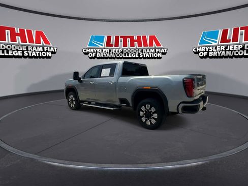 Used 2024 GMC Sierra 2500 Denali w/ Denali Reserve Package AWD/4WD image 6