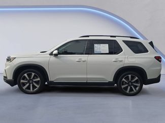 Certified 2024 Honda Pilot Touring video 2