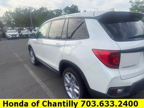 Used 2025 Honda Passport EX-L image 4