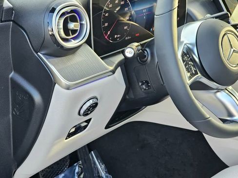 New 2026 Mercedes-Benz GLC 300 4MATIC image 15