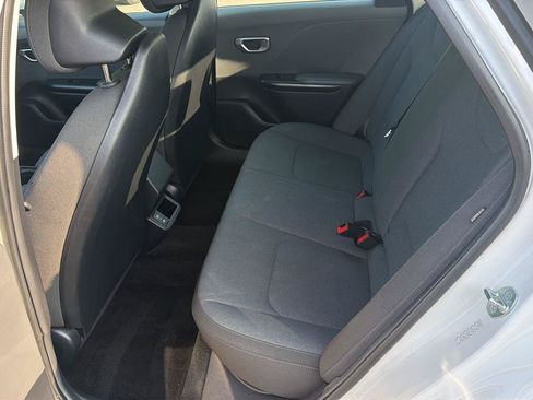 Used 2025 Kia K4 FWD image 27