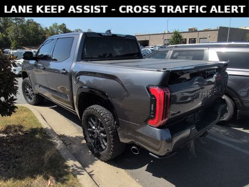 Used 2023 Toyota Tundra Platinum AWD/4WD image 5