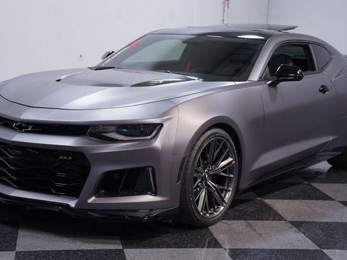 Used 2018 Chevrolet Camaro ZL1 image 5