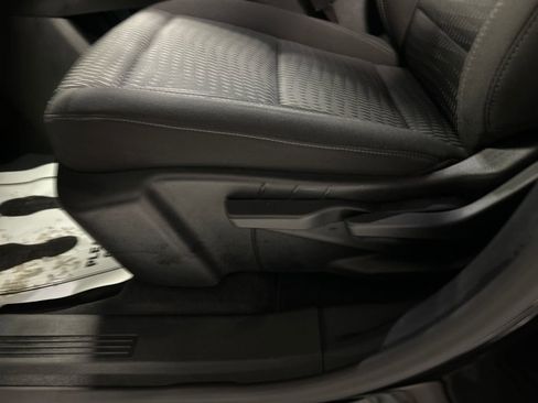 Used 2025 Chevrolet Equinox LT image 12