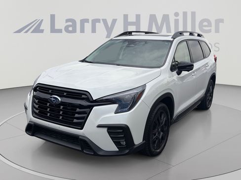 Used 2023 Subaru Ascent Onyx Edition Limited AWD/4WD image 1