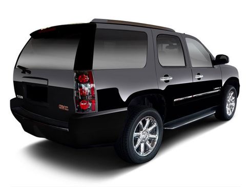 Used 2010 GMC Yukon Denali image 3