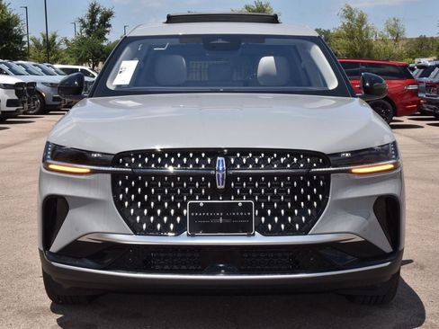 New 2026 Lincoln Nautilus Premier w/ Equipment Group 102A AWD/4WD image 2