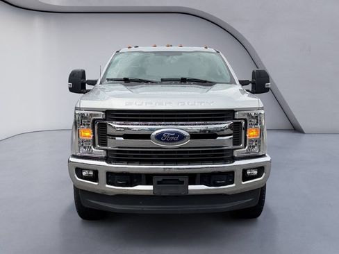 Used 2019 Ford F350 XLT w/ XLT Value Package AWD/4WD image 8