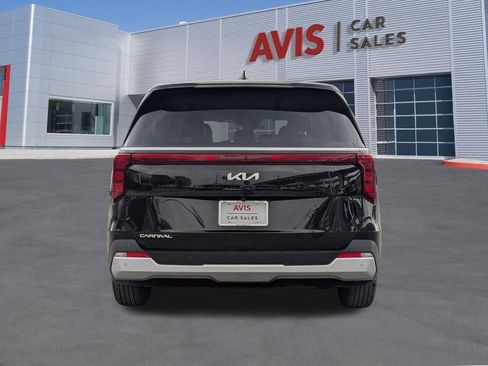 Used 2025 Kia Carnival LXS image 5