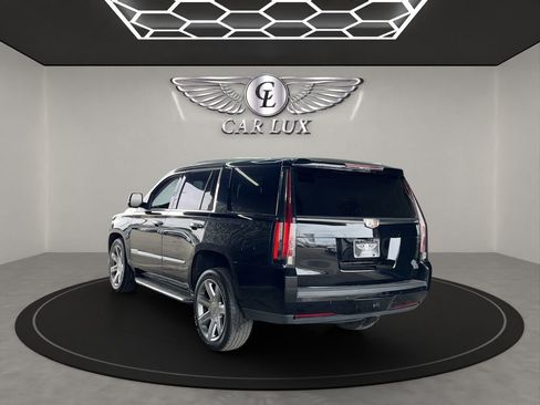 Used 2020 Cadillac Escalade Luxury image 4