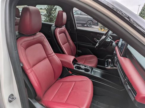 Used 2023 Lincoln Corsair Reserve w/ Equipment Group 201A image 14