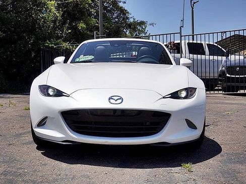 Used 2022 MAZDA MX-5 Miata RF Grand Touring w/ Weather Package RWD image 5