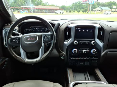 Used 2021 GMC Sierra 3500 SLT w/ Texas SLT Premium Package AWD/4WD image 11