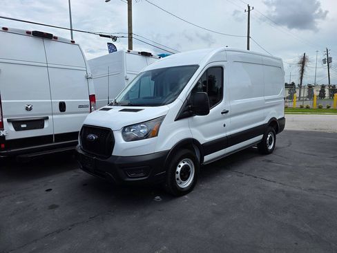 Used 2023 Ford Transit 250 Medium Roof RWD image 31
