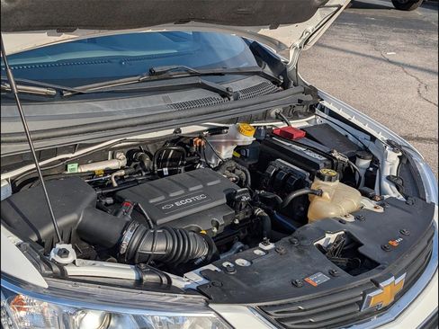 Used 2020 Chevrolet Sonic Premier image 24