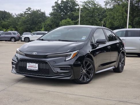 Used 2023 Toyota Corolla SE FWD image 1