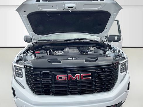 Used 2026 GMC Sierra 1500 AT4 AWD/4WD image 31