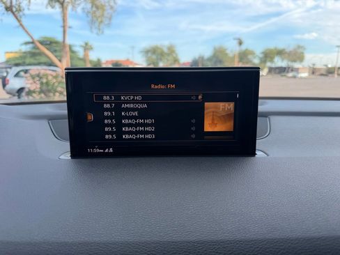 Used 2017 Audi Q7 2.0T Premium Plus w/ Premium Plus Package image 38